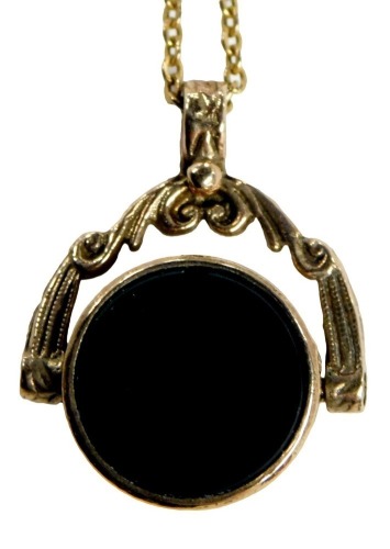 A 9ct gold swivel fob seal, with two black onyx and green agate, and fine link necklace, 7.4g all in.