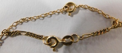 A 9ct gold St Christopher pendant, on a fine figaro chain, 9.6g. - 3