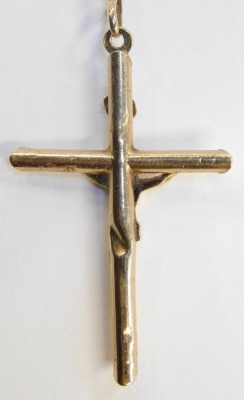 A 9ct gold crucifix pedant and box link chain, 5g. - 3