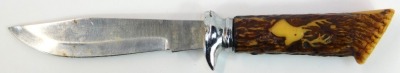 A group of pocket and other knives, to include a brown Bakelite cased example, a Klingspor steel pocket knife with engine turned decoration, etc. - 2
