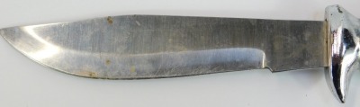A group of pocket and other knives, to include a brown Bakelite cased example, a Klingspor steel pocket knife with engine turned decoration, etc. - 3