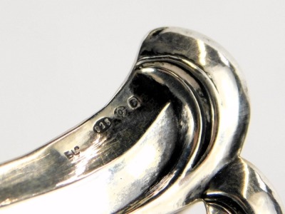A 20thC cut glass and silver salt dish, of swan form, with hinged pierced wings marked 925, 10cm high. - 3