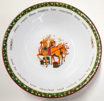 A Portmeirion Studio Christmas Story serving bowl, boxed, together with a Spode cake plate decorated in the Christmas Tree pattern, 29.5cm diameter. (2) - 4