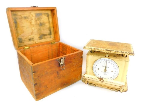 A set of Salter cream painted cast metal Belmont scales, in a wooden case.