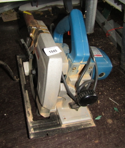 A Ryobi 184mm electric speed saw.WARNING! This lot contains untested or unsafe electrical items.  It is supplied for scrap or re-conditioning only.  TRADE ONLY 