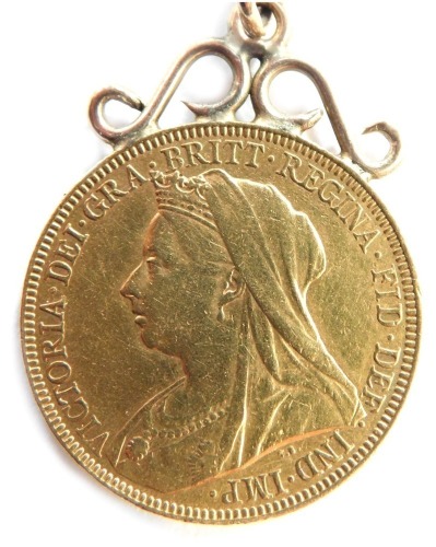 A Victorian gold sovereign 1894, with applied pendant mount and unmarked yellow metal curb necklace, 39.6g all in.