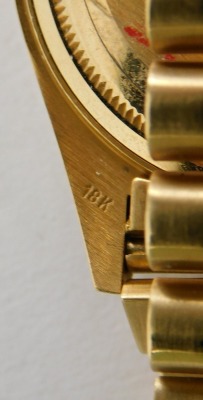 A Rolex Oyster perpetual Day-Date 18ct gold gentleman's wristwatch, the gold dial with Roman numeric border, in date and day apertures, on bracelet, stamped 18k to lugs, the back case stamped Switzerland 18k 750, 18000, opening to reveal a Swiss 27 jewel - 4