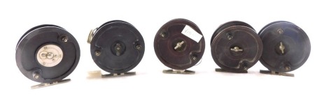 Five Allcocks Aerialite Bakelite fishing reels. (some AF)