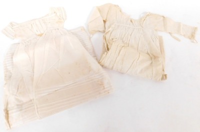 Georgian and later child's lace clothing, and caps. (a quantity) - 4