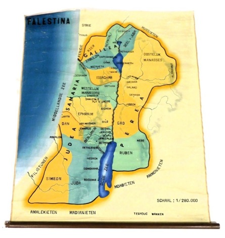 An early 20thC Dutch fabric school map of Palestine, scale 1/280.000, printed Tegyduc Wakken, 114cm x 99cm.