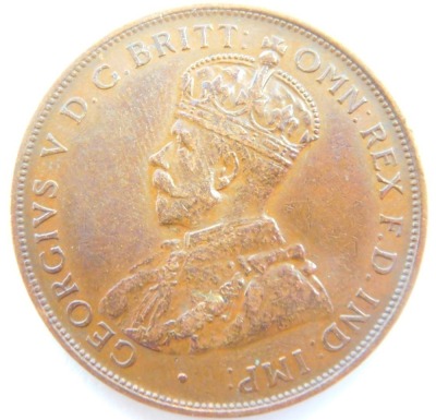 A George V Commonwealth of Australia 1925 copper one penny coin. - 2