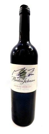 A bottle of Martin Johnson Limited Edition Testimonial Collection Shiraz Merlot, signed.