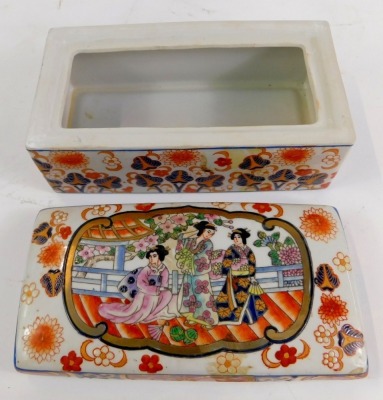 A mid to late 20thC Chinese rectangular storage box, in the Imari style with central panel depicting three geisha, with a six character stamp to underside, 10cm high, 21cm wide, 11cm deep. - 3