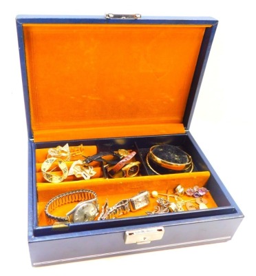 A blue leatherette jewellery box and contents of costume jewellery, to include JW Benson of London Aquamatic 25 gentleman's wristwatch, gold filled and plated bangles, nurses buckle, etc. (1 box)