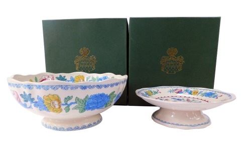 Two Masons ironstone Regency pattern, comprising a fruit bowl, 26cm diameter, and a cake plate, 23cm diameter, boxed. (2)