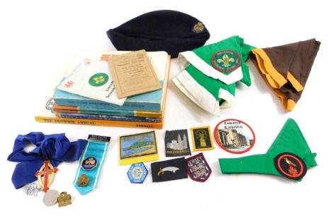 Girl Guiding memorabilia, comprising neckers, jamboree 1981 badge, beret, The Girl Guide Tender Foot test card, Southwell badge, Diamond Jubilee, Sleaford District badge, Coventry Cathedral badge, neck ties, Girl Guiding books, etc. (1 tray)