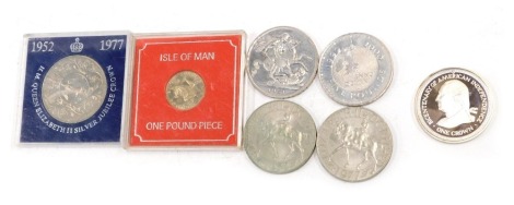 Collectors coins, comprising a Queen Elizabeth II Washington crown, limited edition by Pobjoy Mint, Festival of Britain 1951 coin, various crowns, Isle of Man one pound coin, etc. (a quantity)