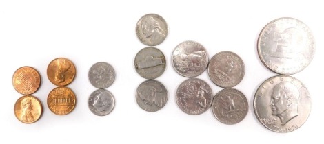 A group of mixed American coinage, to include Liberty coins, one cents, quarter dollars, etc. (1 bag)