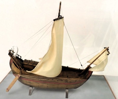 A scale model of a Roman merchant ship, with single mast, swan carved figure head, in perspex case, scale 1:72, 57cm wide. - 3