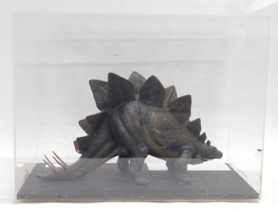 A museum model of a Stegosaurus dinosaur, in perspex case, 72cm wide. - 2