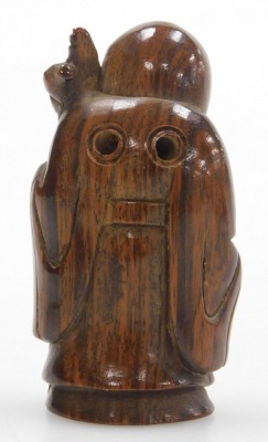 A contemporary Japanese style hardwood netsuke of Fukurokuju, modelled standing holding a peach in one hand, a staff in the other, 5cm high. - 3