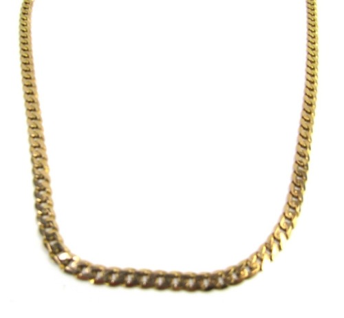 A flat curb link neck chain, yellow metal, stamped 375, 49cm long, 21g.