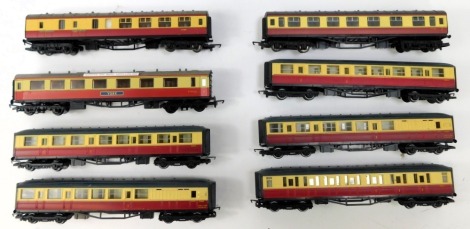 Hornby OO gauge crimson and cream coaches, including first class corridor coach, guards van, etc. (a quantity)