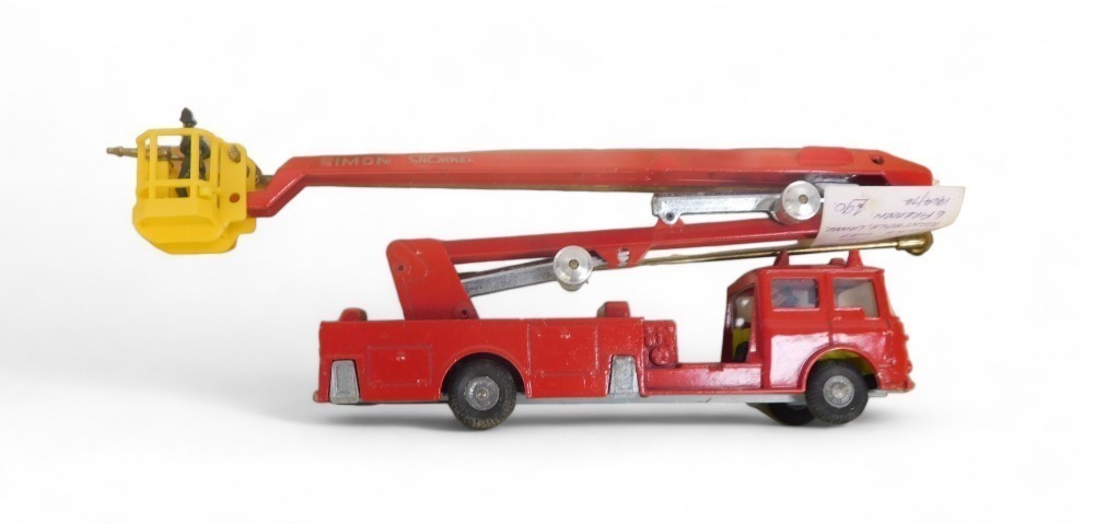 Corgi simon snorkel fire engine online