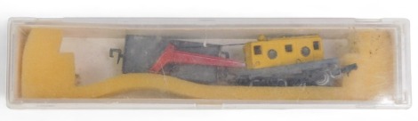 A Lima N gauge break-down crane, boxed.