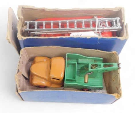 Dinky Toys boxed diecast, including 430 breakdown lorry and 555 fire engine with extending ladder. (2)