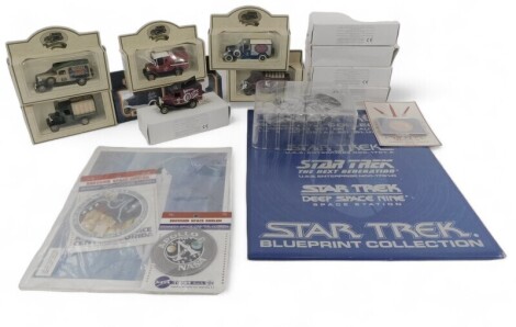 Toys and collectables, to include Star Trek Blueprint Collection, NASA memorabilia, including Apollo 17 patch, Apollo patch and collectors coin, diecast Millennium Falcon, Matchbox and Lledo Days Done diecast vehicles, including Matchbox Ford Model A, Mat