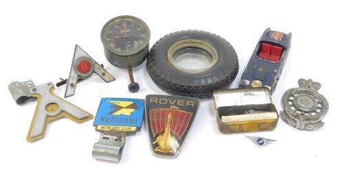 Various car badges, to include Rover, National Mercury Club, VM Driver, Royal Automobile Club, VM, Regulator Jaguar gauge, Spark Club, model car and a tyre ashtray. (a quantity)