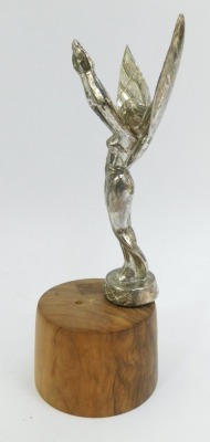 An early 20thC chrome car mascot, modelled as a winged lady with arms raised holding laurel leaf garland, on wooden base, 22cm high. - 2