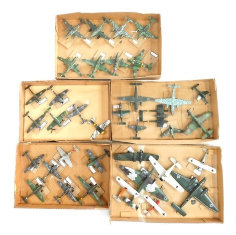 A group of kit built model aircraft, Heinkl HE516B, Junkers No 34, etc. (5 boxes)