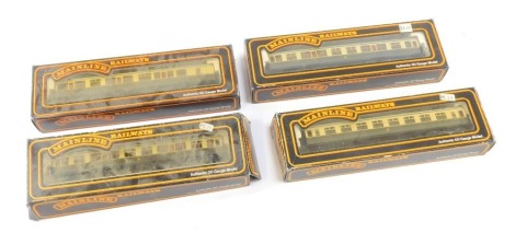 Mainline Railways OO gauge coaches, including Collett 60ft first and third brake coach, Collett 60ft all third coach, boxed. (4)