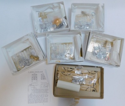 OO gauge brass and white metal model kits, including David Geen Model Railway Kits Great Western Railway six wheel milk tank Dean Churchwood Brakes Vehicles, and DNS Models Wallington near Baldcok GWR High Siphon wagons, boxed. (6) - 2