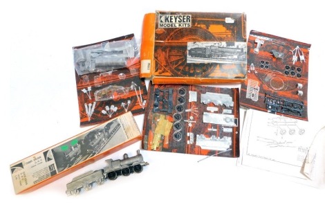 Keyser model kits OO gauge white metal and brass locomotive kits, including a GWR Dean's Goods locomotive 0-6-0 and a GWR 3500 gallon tender and GWR 68XX Grange locomotive kit, boxed.