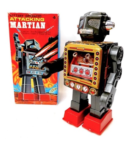 A Horikawa 1960s battery operated attacking martian, boxed.