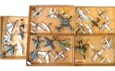 Model planes, including Canadair Sabre mark 6, Fouga CM170 Magister, MBB lockheed F104G, Fiat G91R/3, De Havilland DH82A Tiger Moth, Bell P39 Airacobra, etc. (5 boxes)