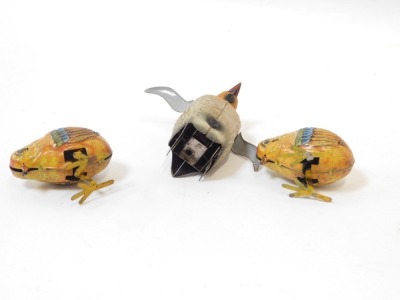 Three tinplate clockwork animals, comprising two chicks stamped Foreign, and a penguin Made in Germany model DRGM. (3) - 2