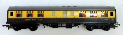 Triang Railways OO gauge rolling stock, including operating mail coach set, R334 diesel rail car centre unit, R16 break van, R113 good's wagon, R18 cable drum wagon, etc., boxed. (1 box) - 2