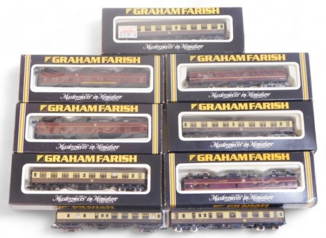 Graham Farish N gauge, including number 0681 BR 63ft mark 1 corridor second coach, number 0771 BR 57ft mark 1 brake gangway coach maroon, number 0691 BR 63ft mark 1 corridor brake coach maroon, 0751 BR 63ft mark 1 buffet car, number 0684 BR 63ft mark 1 co