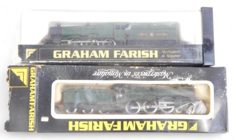 Graham Farrish N gauge locomotives, comprising 4-6-0, BR lined green livery, and 4-6-0, Great Western lined green livery. (2)