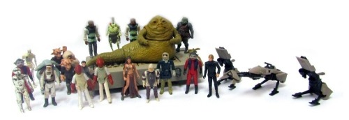 A group of loose Star Wars figures, to include Han Solo, Jabba the Hutt and Princess Leia, Droids, etc. (1 box)