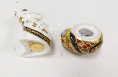 A Royal Crown Derby Imari porcelain paperweight, modelled as a mouse, circa 2005, gold button, together with a paperweight modelled as a sleeping dormouse, silver stopper. (2) - 2