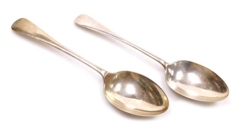 A George VI Old English pattern tablespoon, London 1937, and an Edward VII Old English pattern tablespoon, Sheffield 1908, 4.42oz.