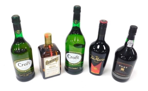 A bottle of finest reserve port, two bottles of Croft Original sherry, bottle of Tia Maria coffee liqueur, and a bottle Cointreau. (5)