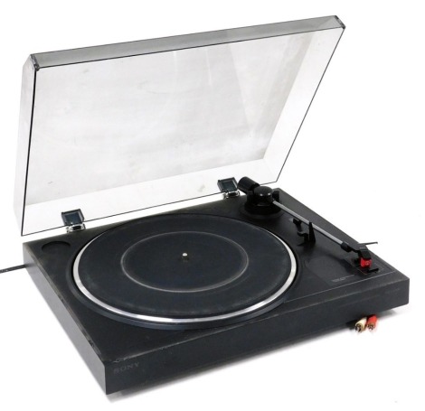 A Sony stereo Servo controlled turntable. (AF)