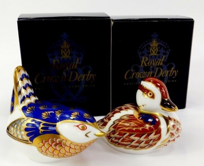 Two Royal Crown Derby porcelain bird paperweights, comprising duckling, red printed marks and gold stopper, 6cm high, and wren, red printed marks and gold stopper, 7cm high, boxed. - 2