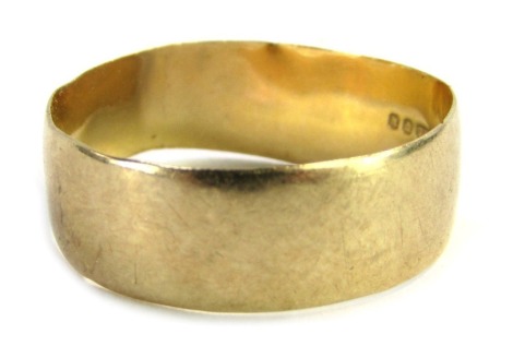 An Elizabeth II 9ct gold wedding band, of plain design, maker LW, London 1928, size U 1/2, 2.3g all in, misshapen.